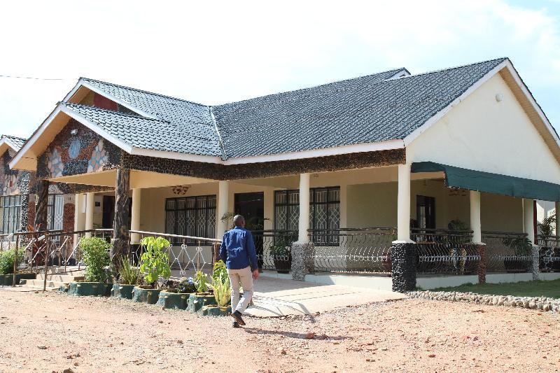 Sahara Gardens Bomet Hotel Exterior photo