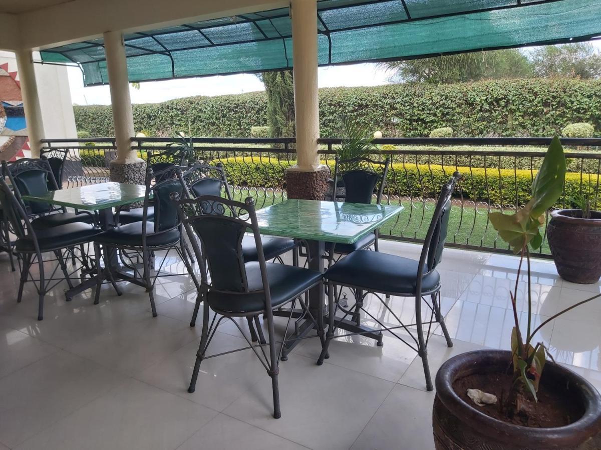 Sahara Gardens Bomet Hotel Exterior photo