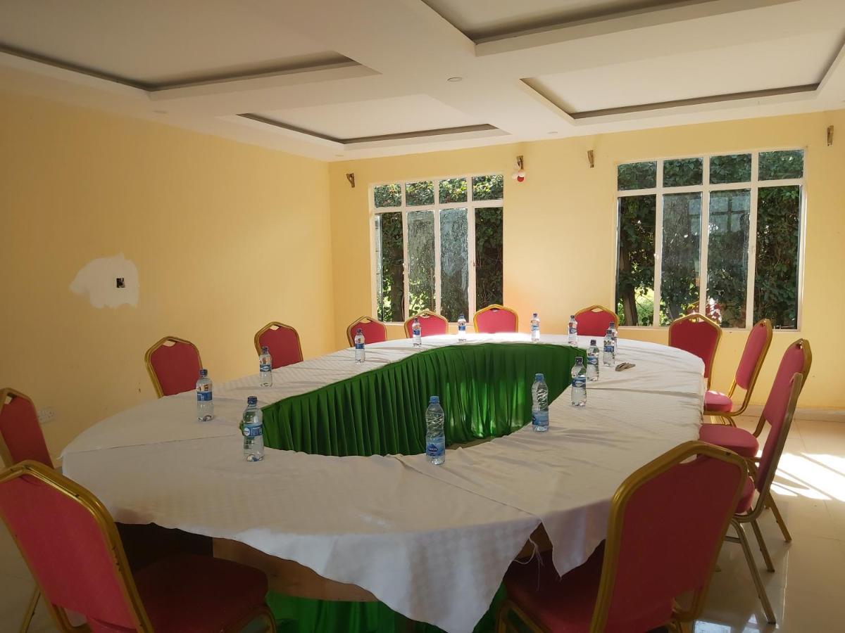 Sahara Gardens Bomet Hotel Exterior photo